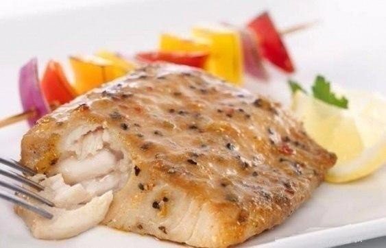 Запеченный минтай с лимоном