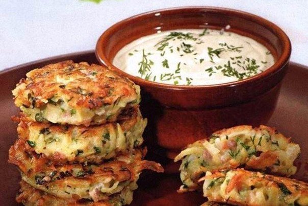 Оладьи картофельные с кабачком