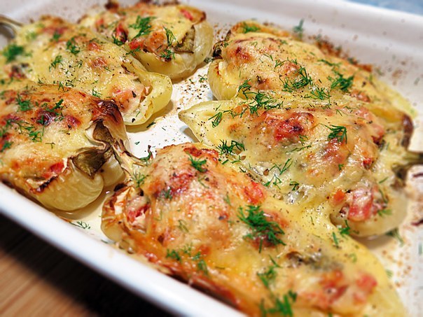 Фаршированные перцы с курицей и грибами