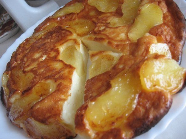 Яблочная запеканка с ароматом корицы