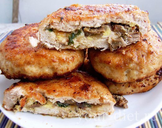 Куриные зразы с грибами и яйцами